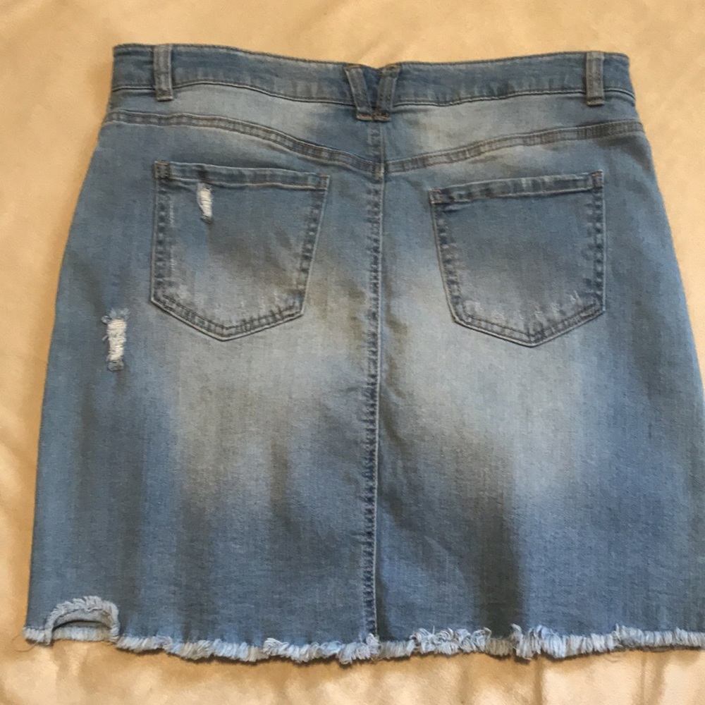 Denim Ripped Mini Skirt - Picture 2 of 3
